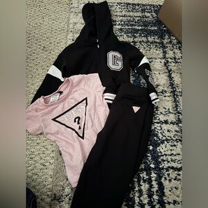 Guess Sweatsuit Outfit S(4)